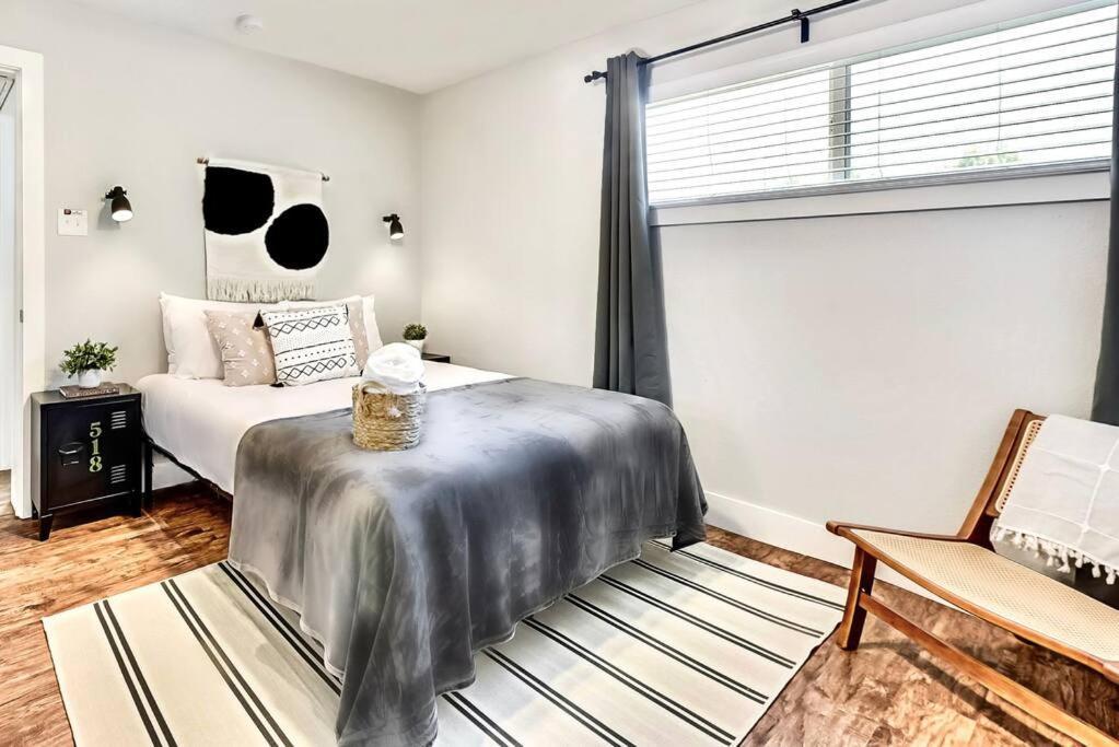 New - Near Deep Ellum + Downtown Dallas Flat Exterior foto